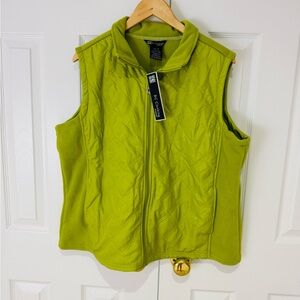 NWT 1X BC CLOTHING Women's Green Quilted Vest Fleece new cozy
